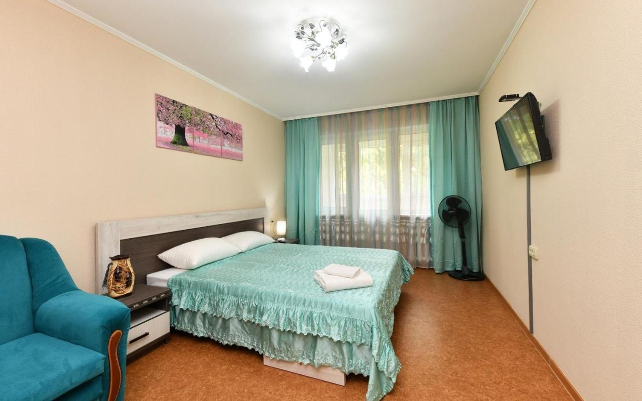 Апартаменты 11-й микрорайон, 4 Алматы Экстерьер фото